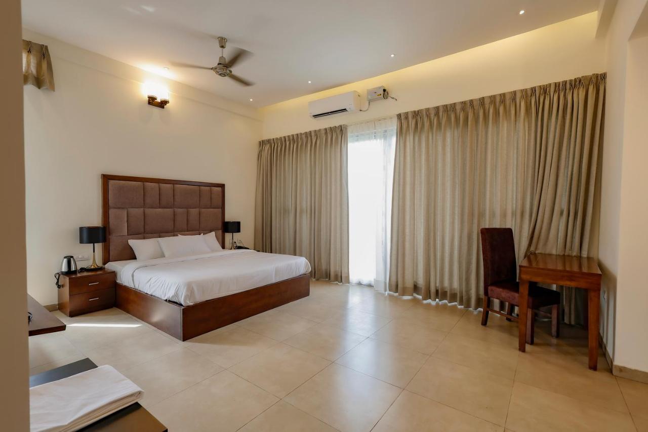 Falcon Suites Whitefield 班加罗尔 外观 照片